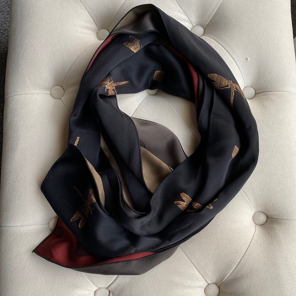 Long scarf
